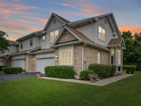 9237 Waterfall Glen Boulevard, Darien, IL 60561