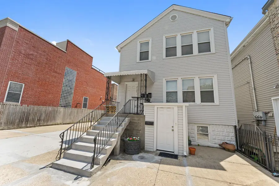 2123-25 W Race Avenue, Chicago, IL 60612 - #3