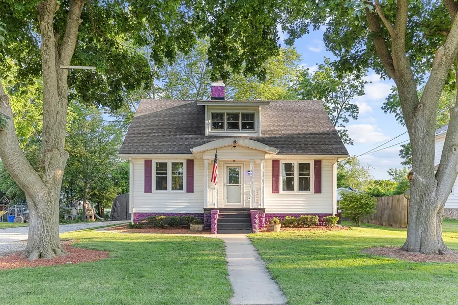 310 E Washington Street, Ashkum, IL 60911 - #2