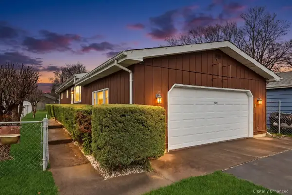 1631 N Oak Avenue, Round Lake Beach, IL 60073
