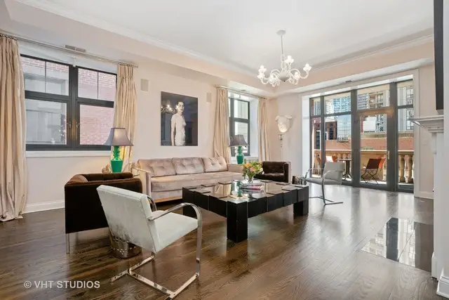 Address Withheld By Seller, Chicago, IL 60654 - #3