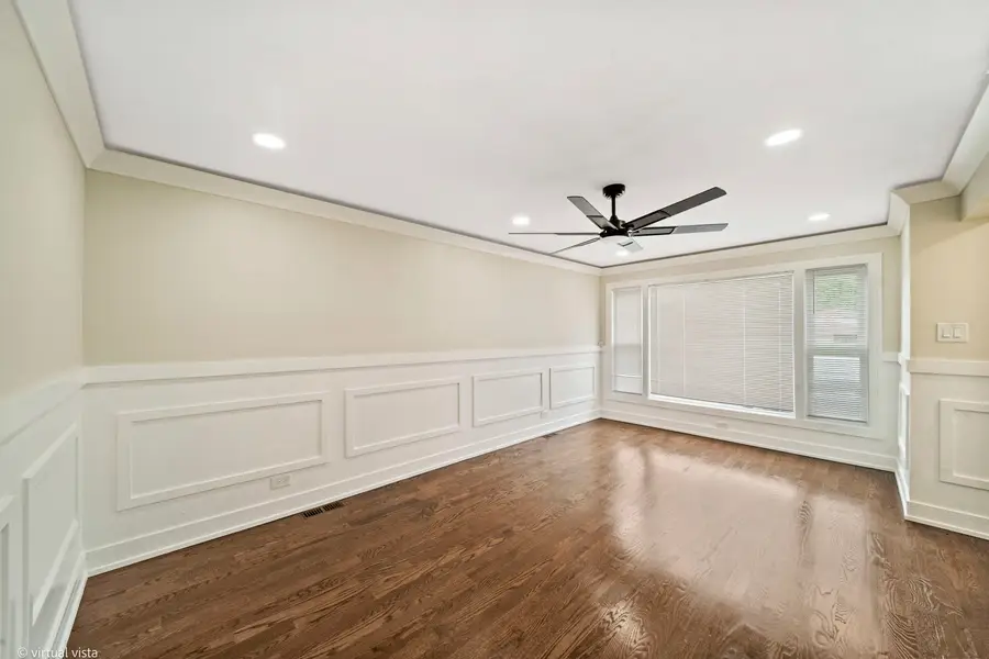 8219 S Muskegon Avenue, Chicago, IL 60617 - #3