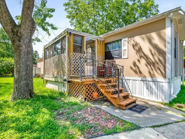 206 Viola Drive, Freeport, IL 61032