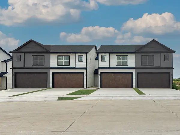 5186 Polster Place, Bettendorf, IA 52722