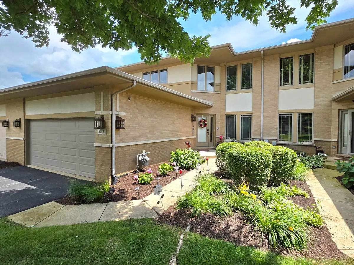 20432 Fallingwater Circle, Frankfort, IL 60423 - #1