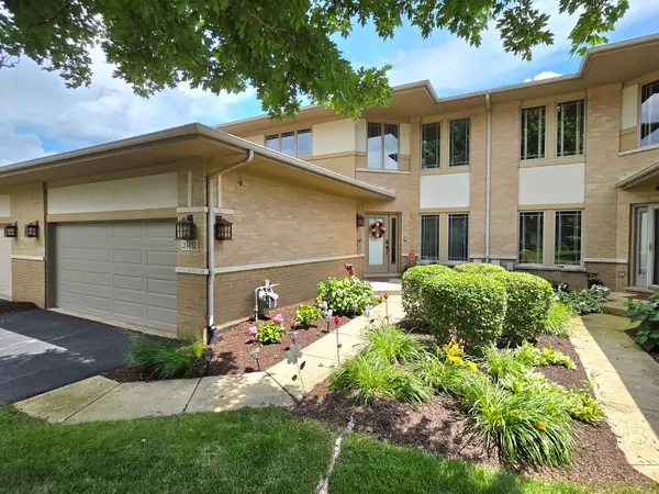 20432 Fallingwater Circle, Frankfort, IL 60423