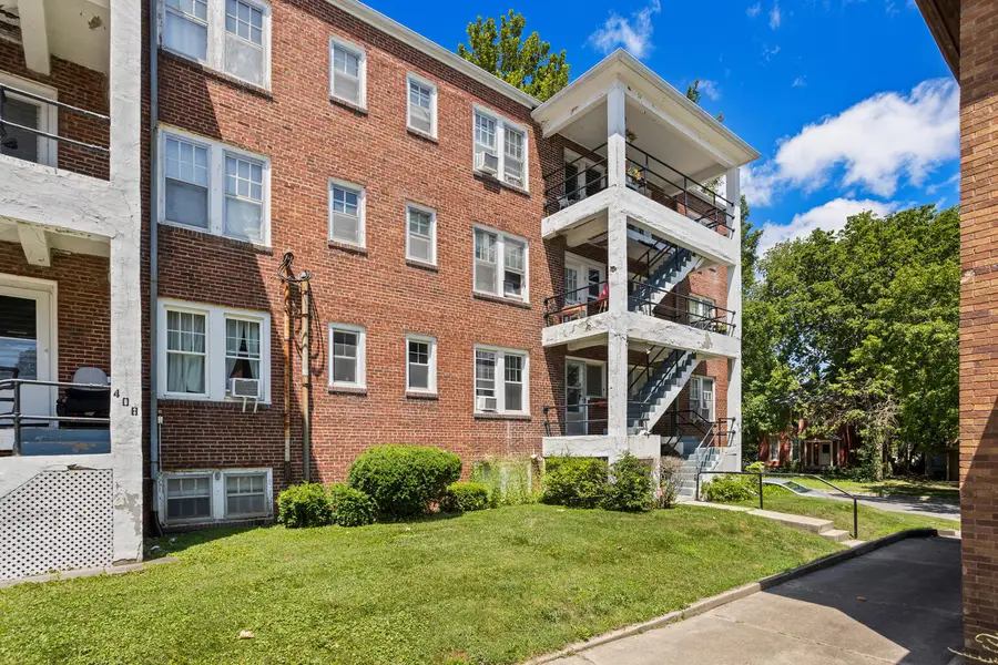 410 N State Street #4, Champaign, IL 61820 - #3