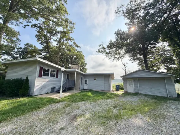 1708 Moonglow Road, Centralia, IL 62801