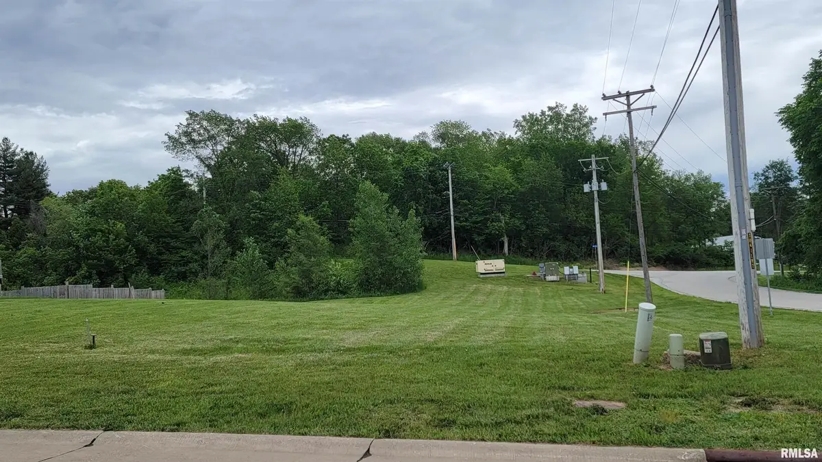 1815 E 6th Street A, Coal Valley, IL 61240 - #1