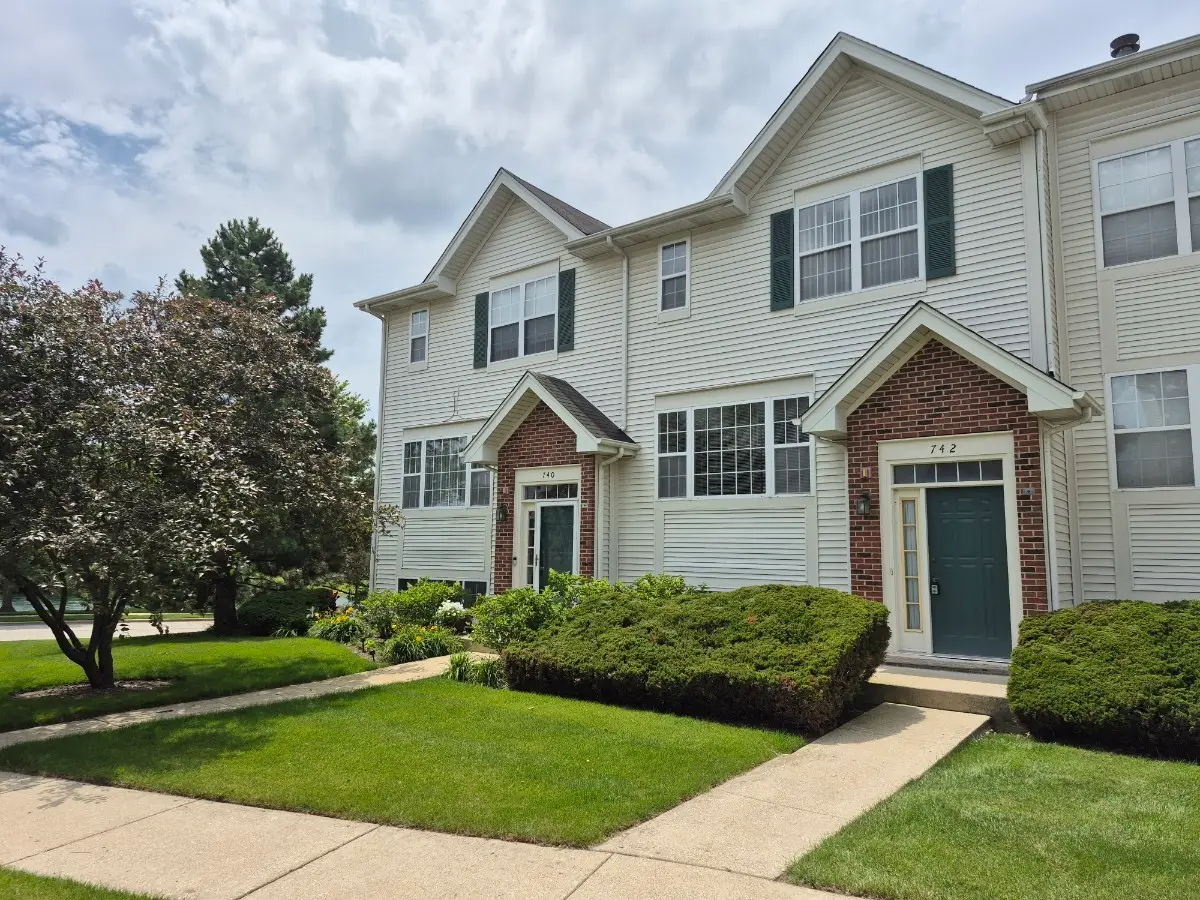 742 River Mill Parkway, Wheeling, IL 60090 - #1