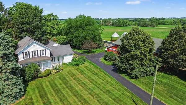 28548 S Cottage Grove Avenue, Beecher, IL 60401
