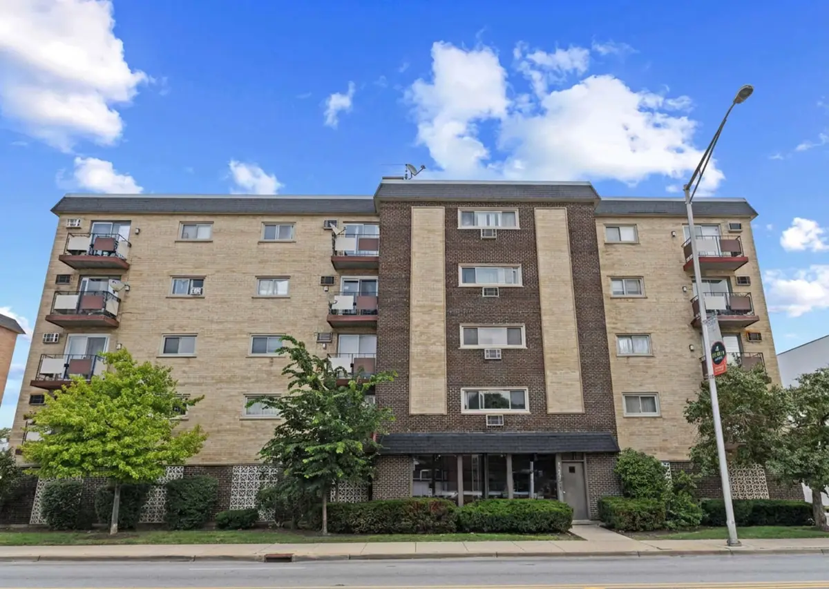 1247 S Harlem Avenue #103, Berwyn, IL 60402 - #1