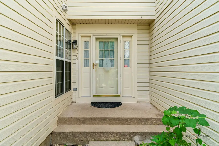 2207 Seaver Lane, Hoffman Estates, IL 60169 - #2