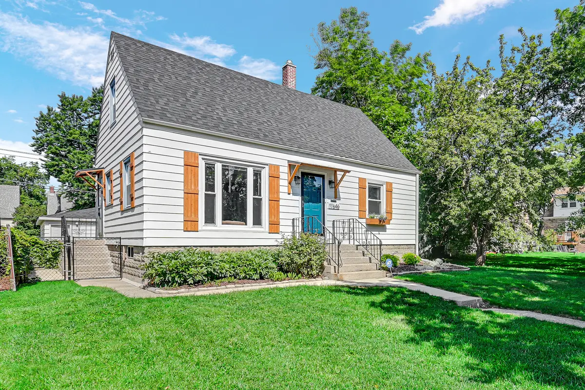 17646 State Line Avenue, Lansing, IL 60438 - #1
