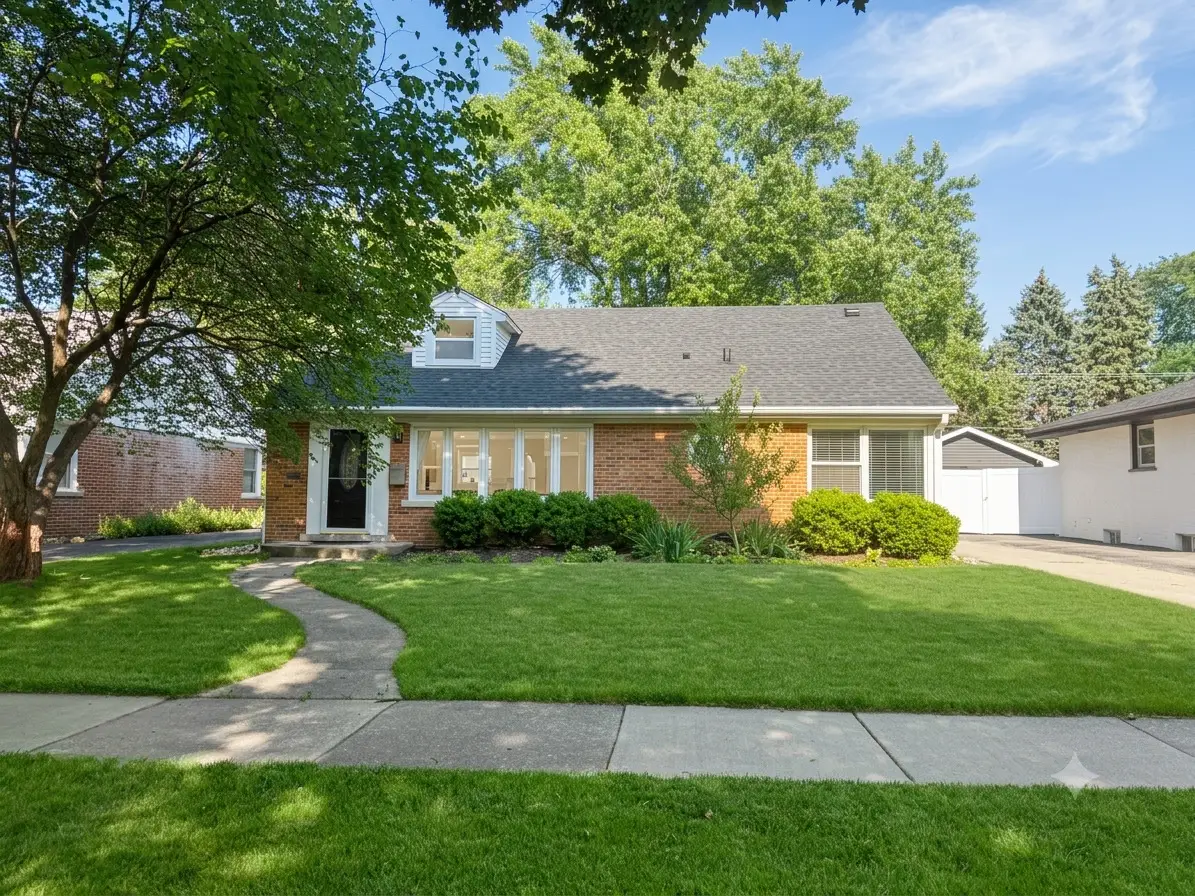 9 N Waverly Place, Mount Prospect, IL 60056 - #1