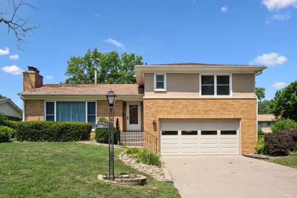 2811 30th Avenue, Rock Island, IL 61201