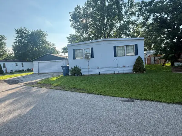 870 5th Street, Normal, IL 61761