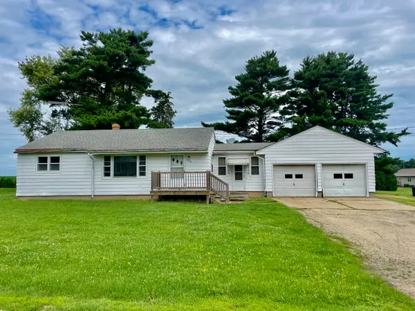 308 W Logan Street, Forreston, IL 61030