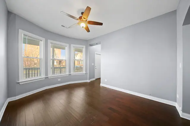 7931 S East End Avenue, Chicago, IL 60617 - #3