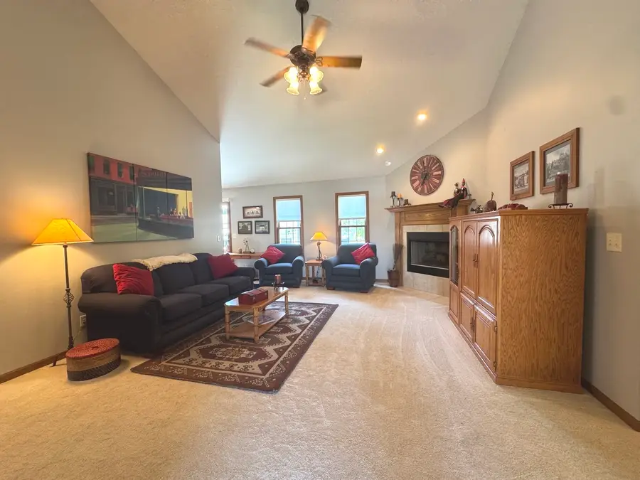250 Highpoint Circle S, Bourbonnais, IL 60914 - #3