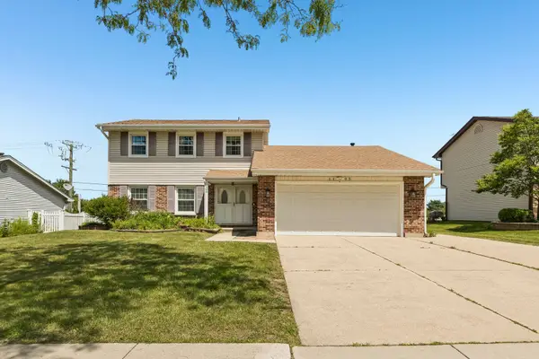 1105 E Point Drive, Schaumburg, IL 60193