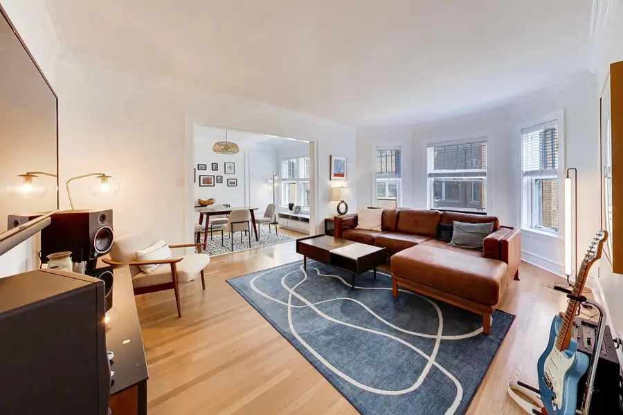 719 Hinman Avenue #2W, Evanston, IL 60202 - #2
