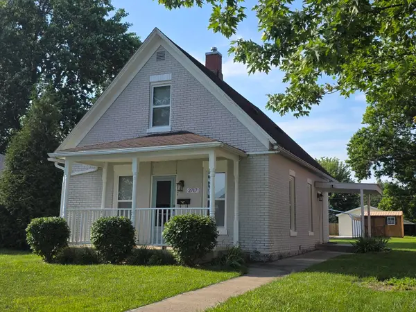2717 Elm Street, Quincy, IL 62301