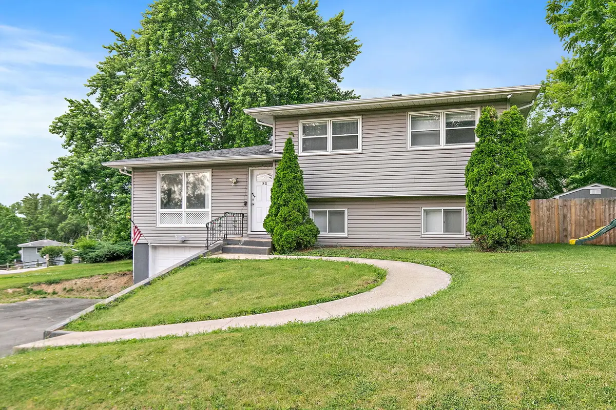 140 Skyline Drive, Carpentersville, IL 60110 - #1