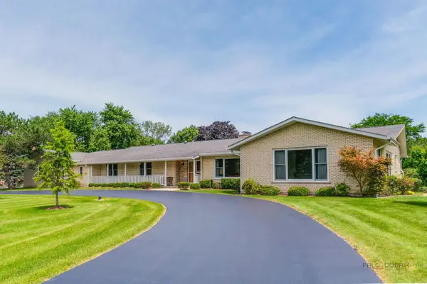 3 Old Coach Drive, South Barrington, IL 60010
