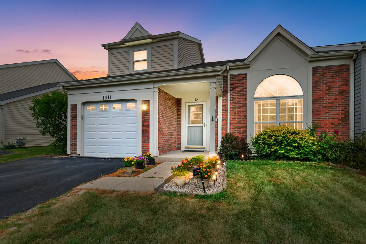 1311 Trinity Drive, Carol Stream, IL 60188 - #1
