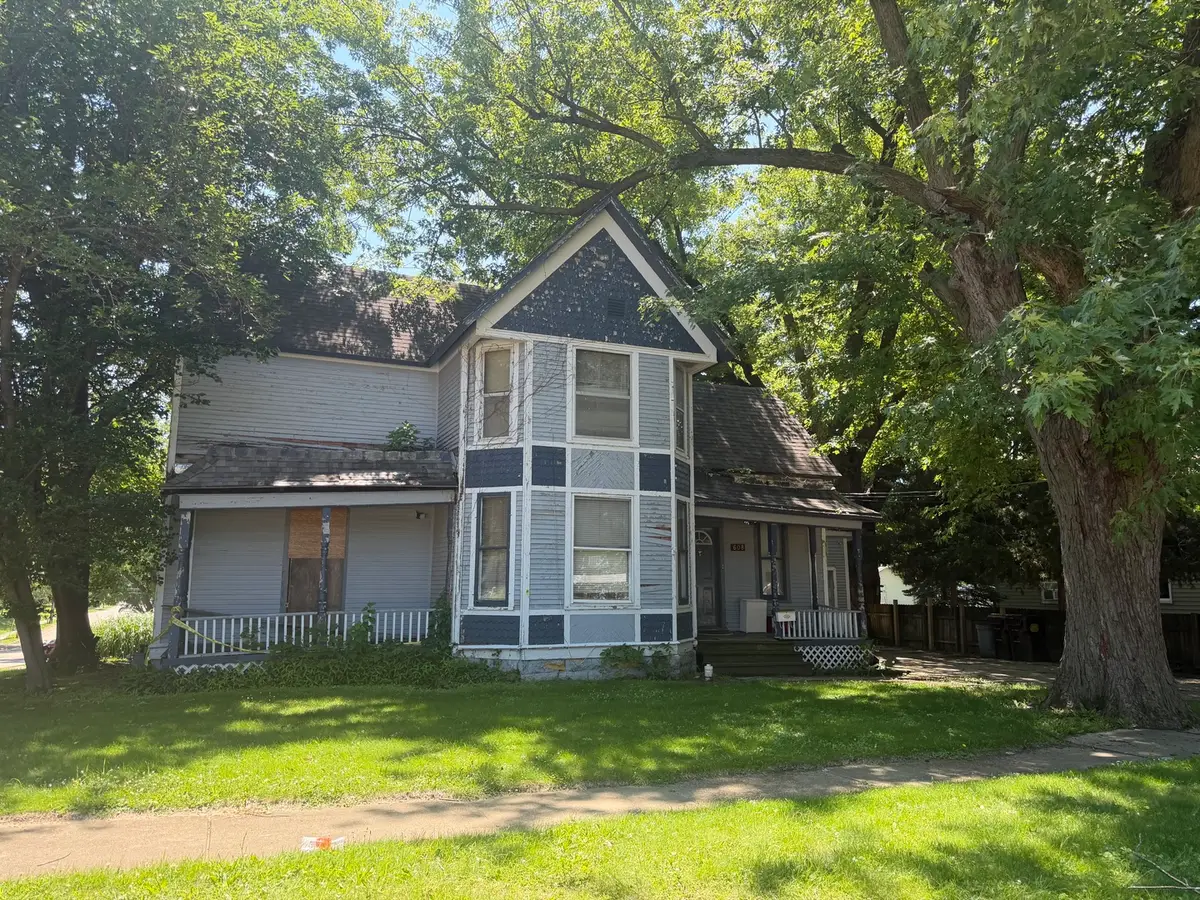 608 N Cherry Street, Morrison, IL 61270 - #1