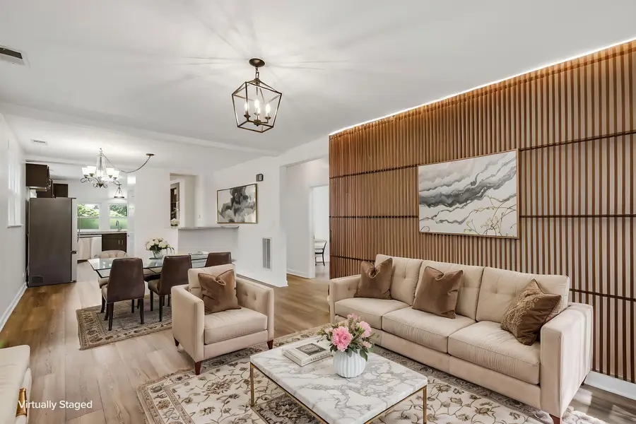 1826 Laurel Avenue, Evanston, IL 60201 - #3