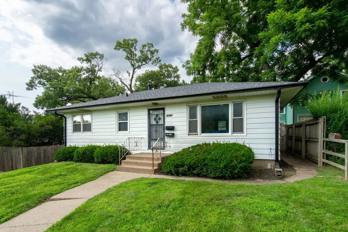 630 W Lombard Street, Davenport, IA 52803 - #1