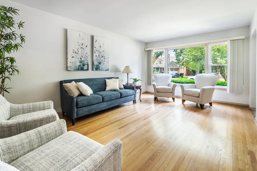 5337 W Ardmore Avenue, Chicago, IL 60646 - #3