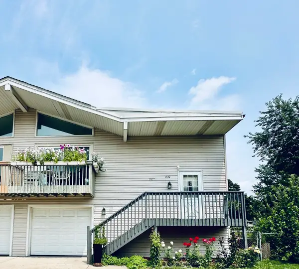 1330 Todd Farm Drive, Elgin, IL 60123