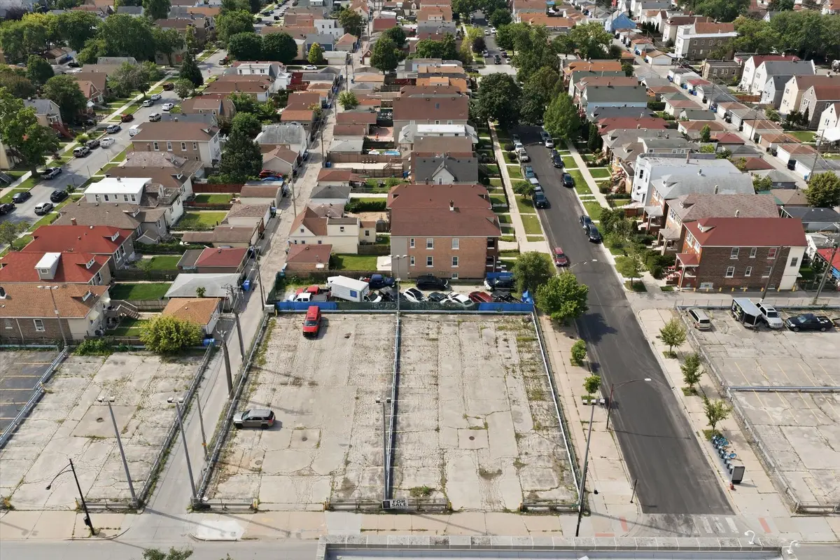 5101-5117 S Sacramento Avenue, Chicago, IL 60632 - #1