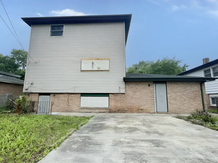15229 Dante Avenue, Dolton, IL 60419 - #2
