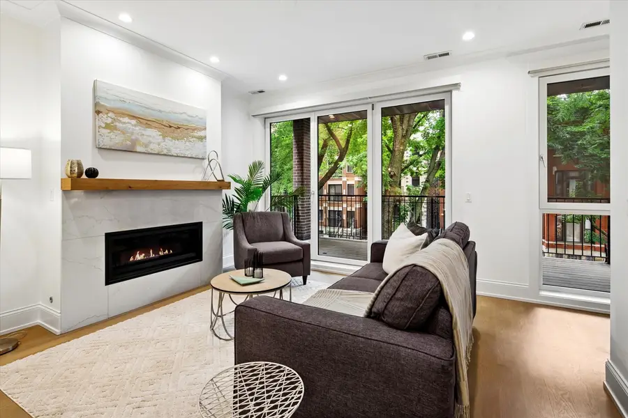 1529 N Hudson Avenue #2, Chicago, IL 60610 - #2