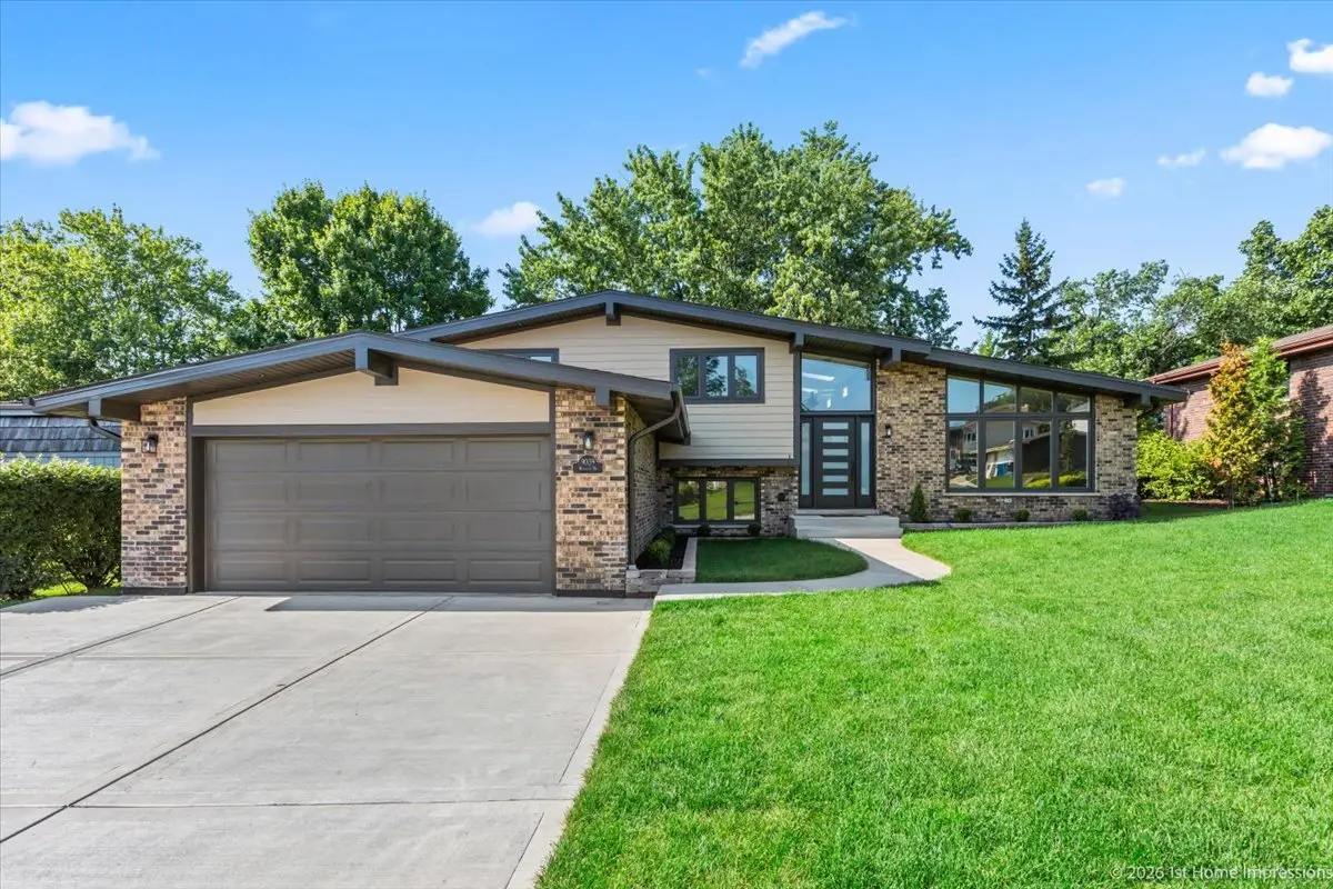 9039 Windsor Drive, Palos Hills, IL 60465 - #1