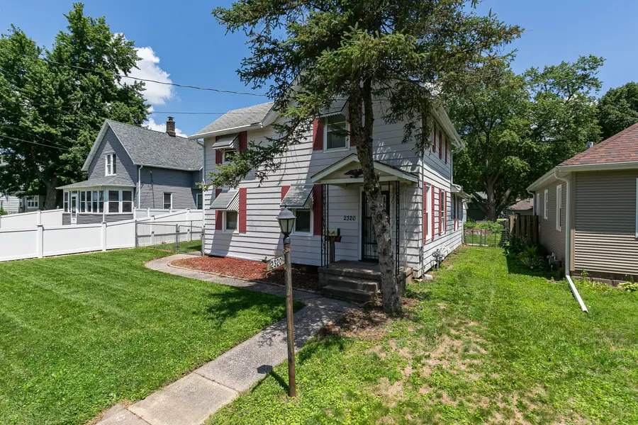 2320 18th Street A, Moline, IL 61265 - #3