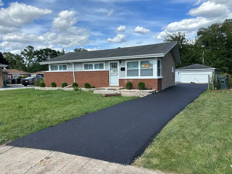 16219 Sussex Court, Markham, IL 60428 - #2