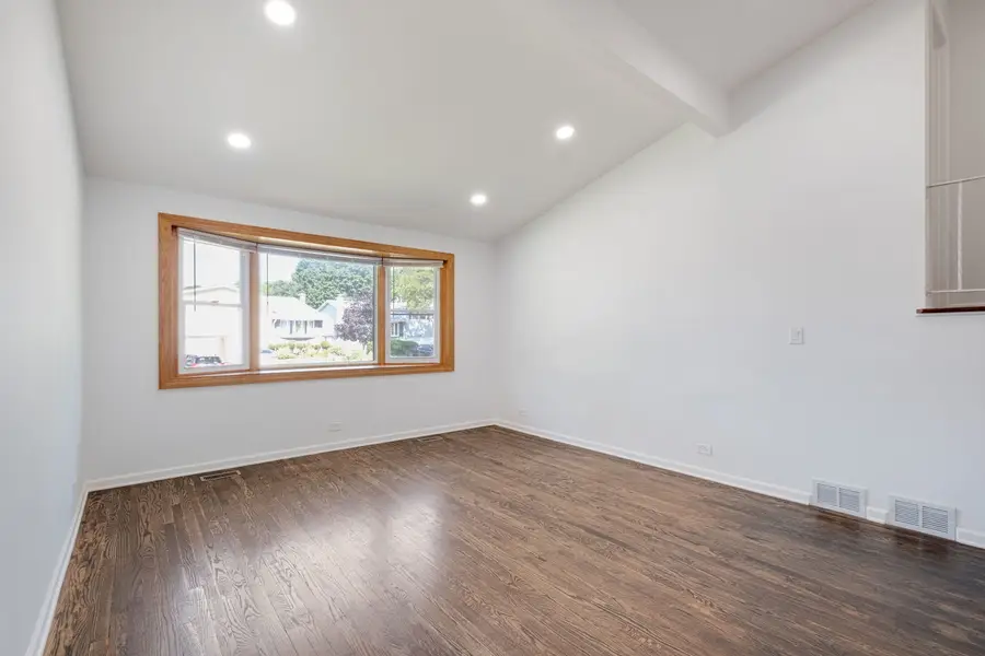 1721 N Wilshire Drive, Arlington Heights, IL 60004 - #3