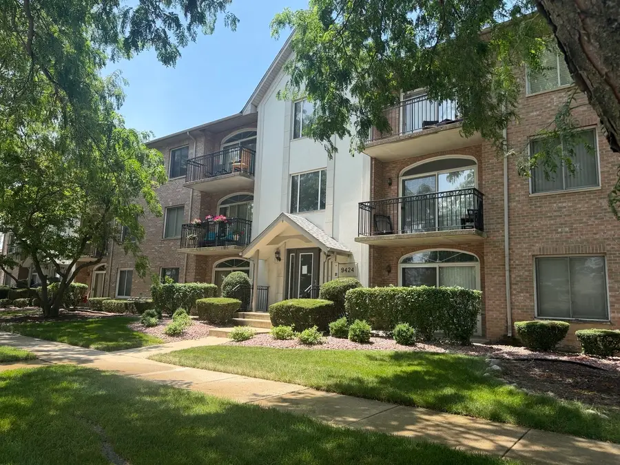 9424 S 77th Court #1C, Hickory Hills, IL 60457 - #2