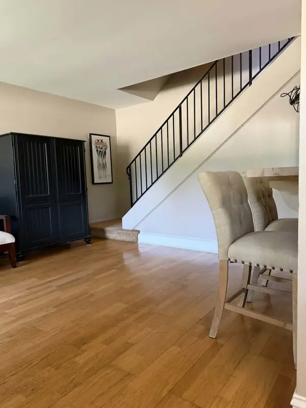 2678 Woodview Court #2678, Waukegan, IL 60087
