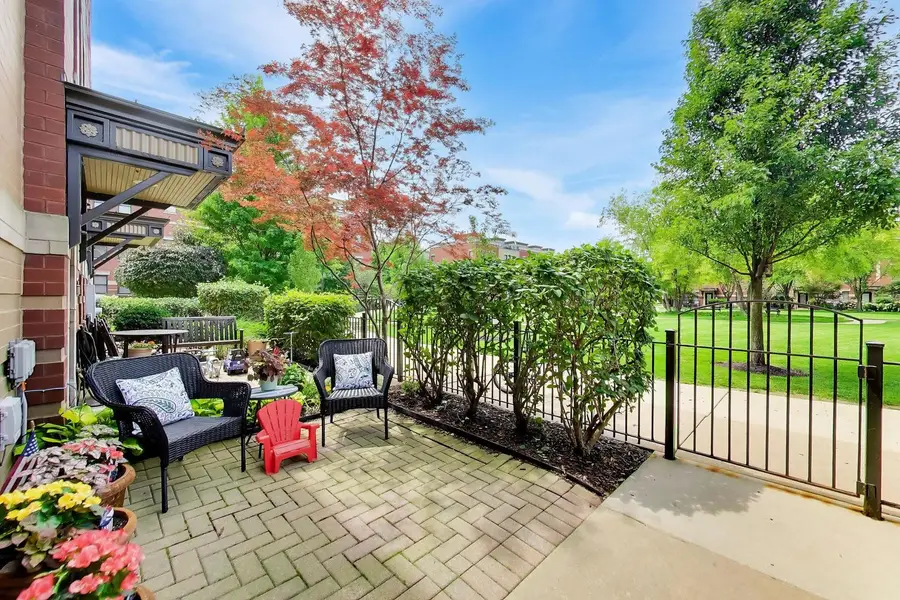1005 N Kingsbury Street, Chicago, IL 60610 - #2