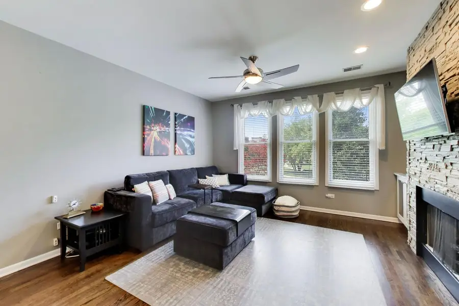 1005 N Kingsbury Street, Chicago, IL 60610 - #3