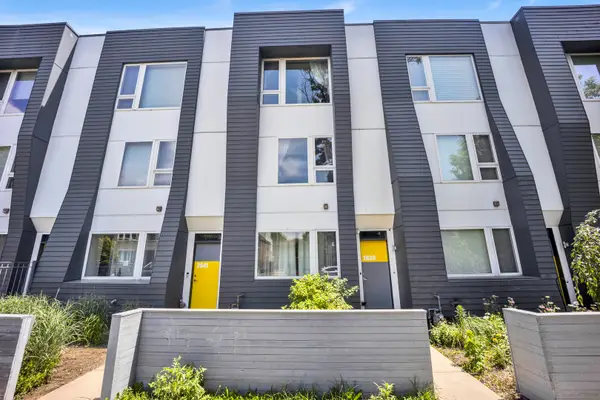 2639 N Hamlin Avenue, Chicago, IL 60647