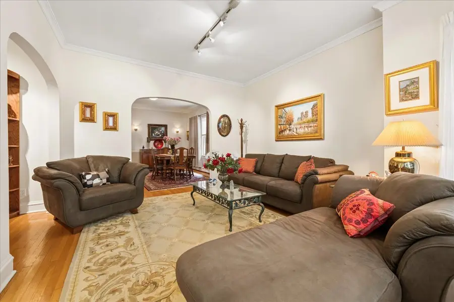 5725 N Sacramento Avenue, Chicago, IL 60659 - #2