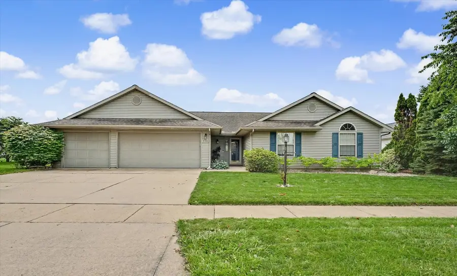3701 Englewood Drive, Champaign, IL 61822 - #2