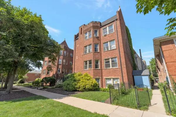 4126 N Kedvale Avenue #203, Chicago, IL 60641